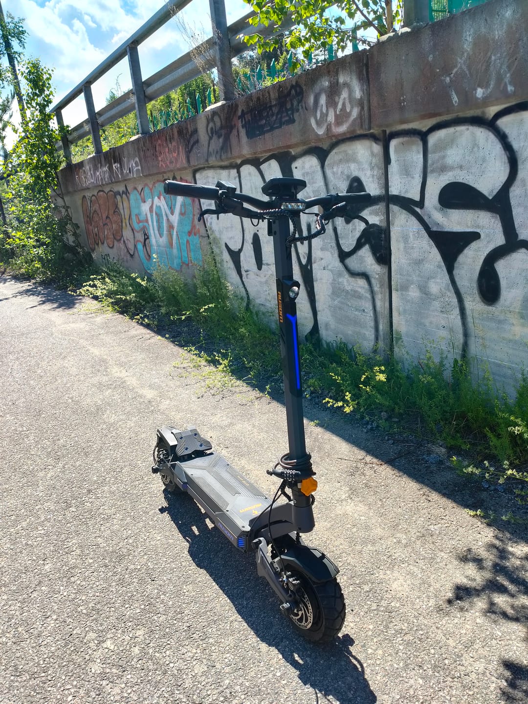 Customer photo review of Ausom DT2 Pro Dual Motor E-scooter