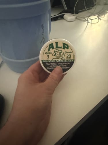 Customer photo review of Mountain Wintergreen Nicotine Pouches