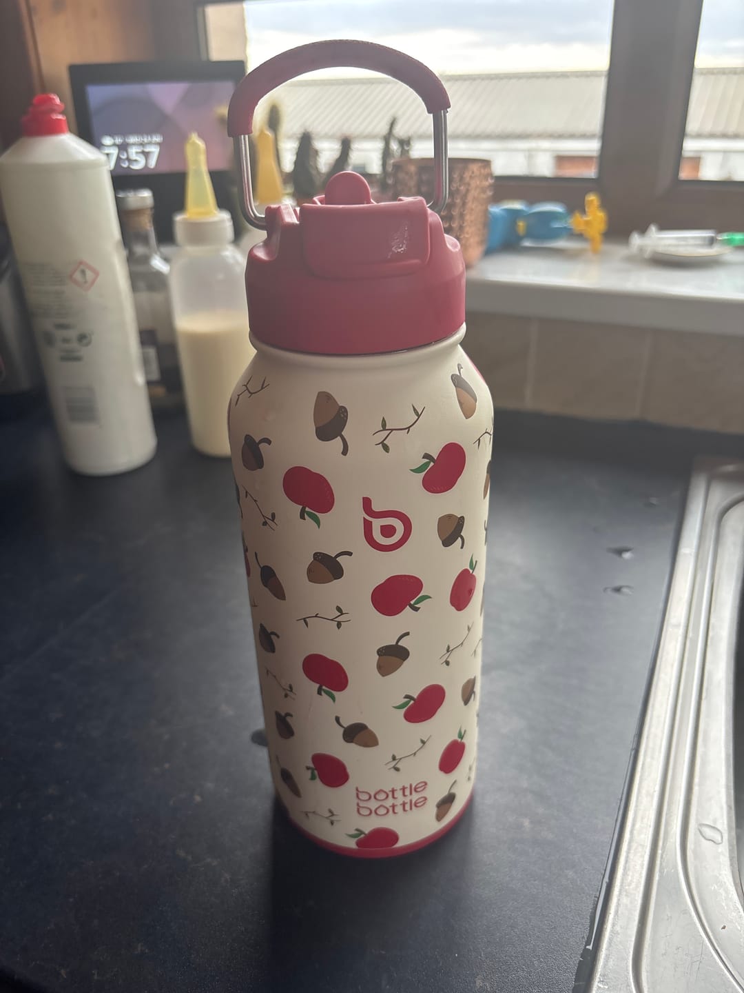 Customer photo review of Hydro X Bottle 32oz