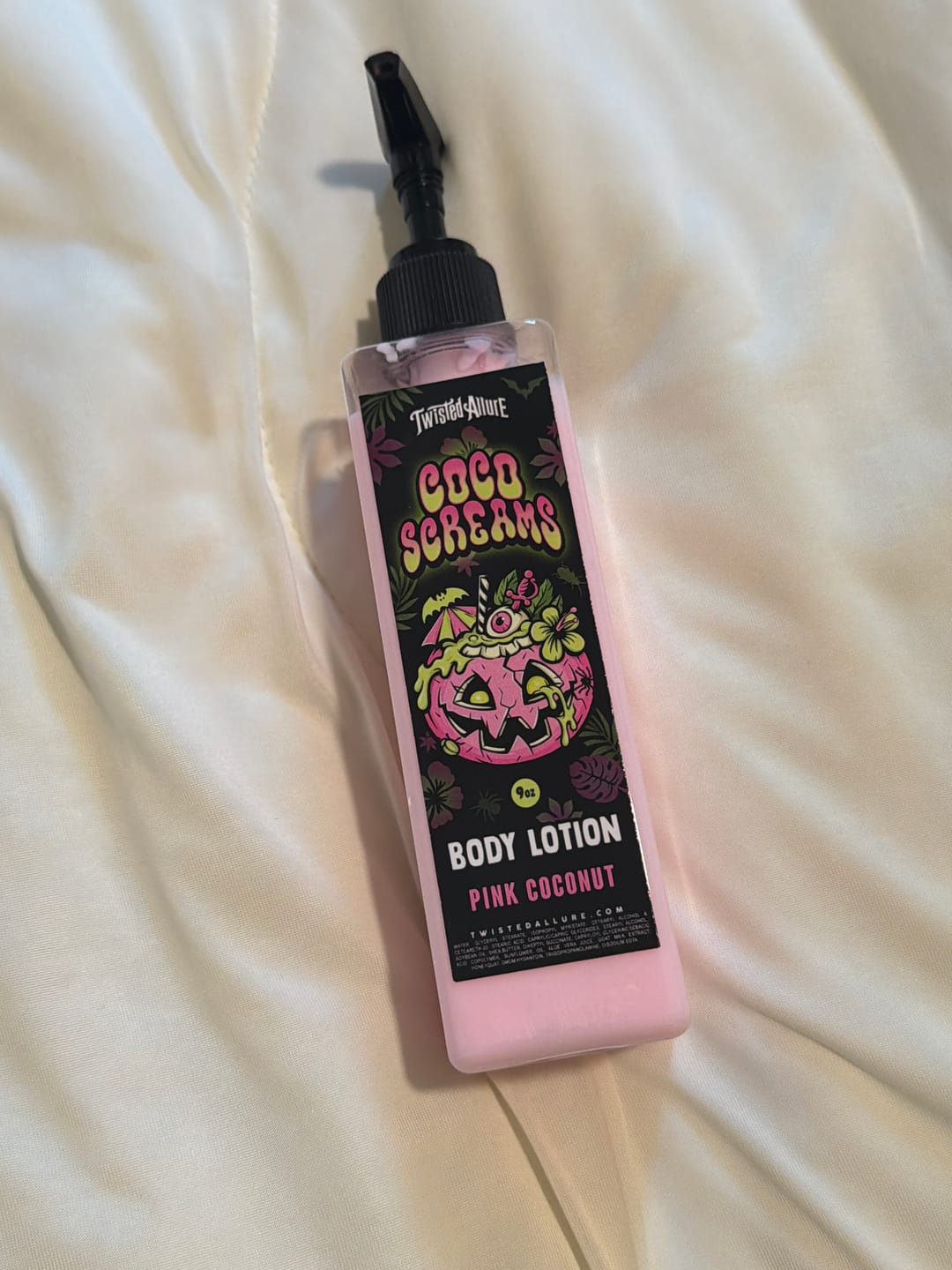 Customer photo review of Coco Screams Body Lotion