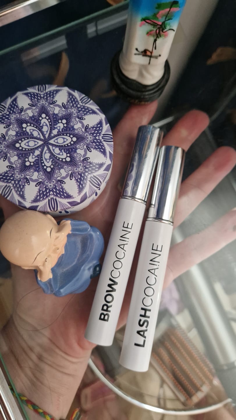 Customer photo review of LASHCOCA!NE & BROWCOCA!NE