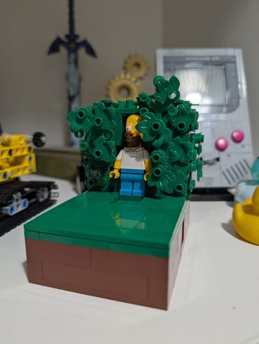 Customer photo review of Buildable Homer in the Bushes Display Set