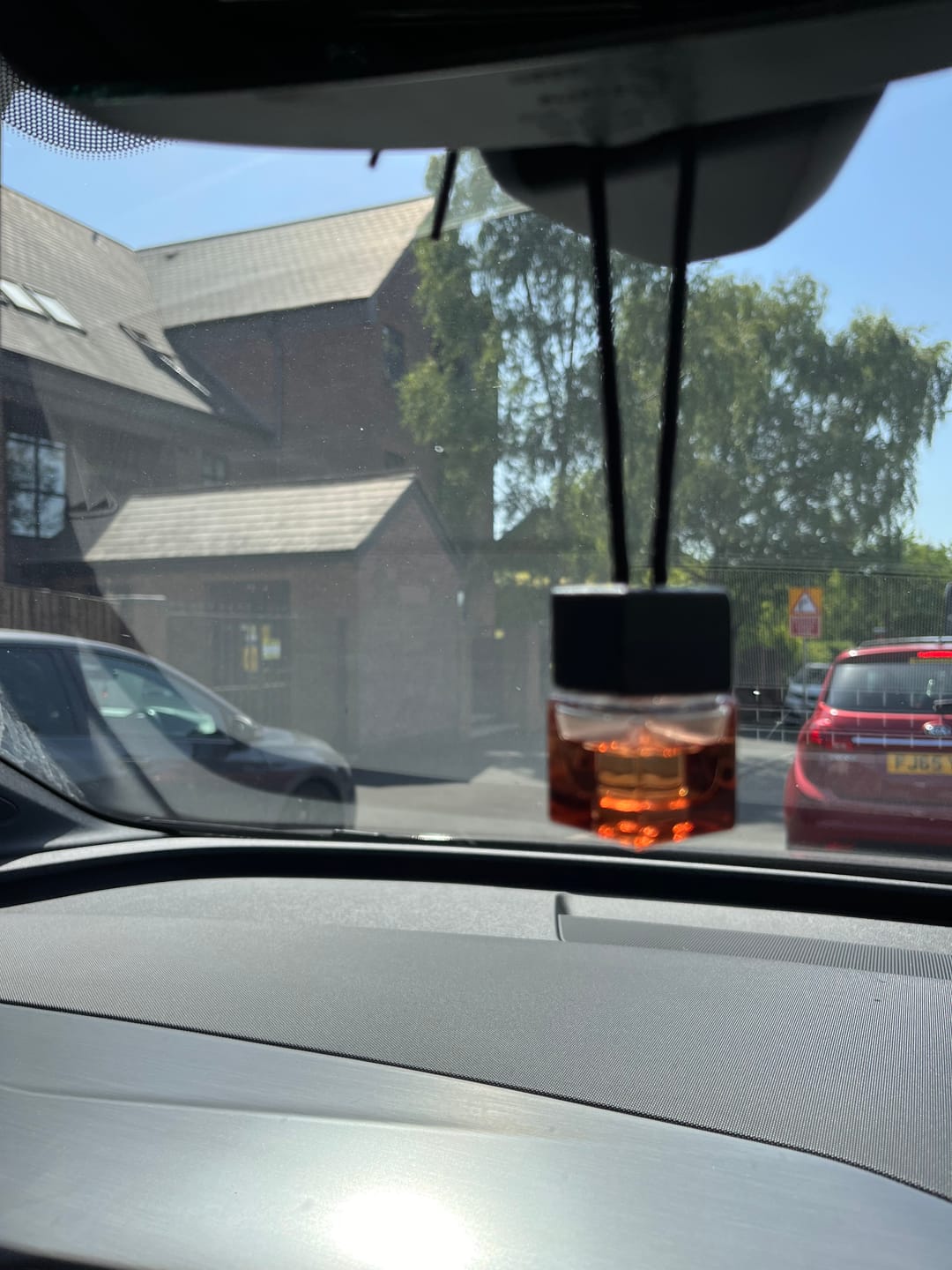 Customer photo review of Gentleman Car Diffuser Pack