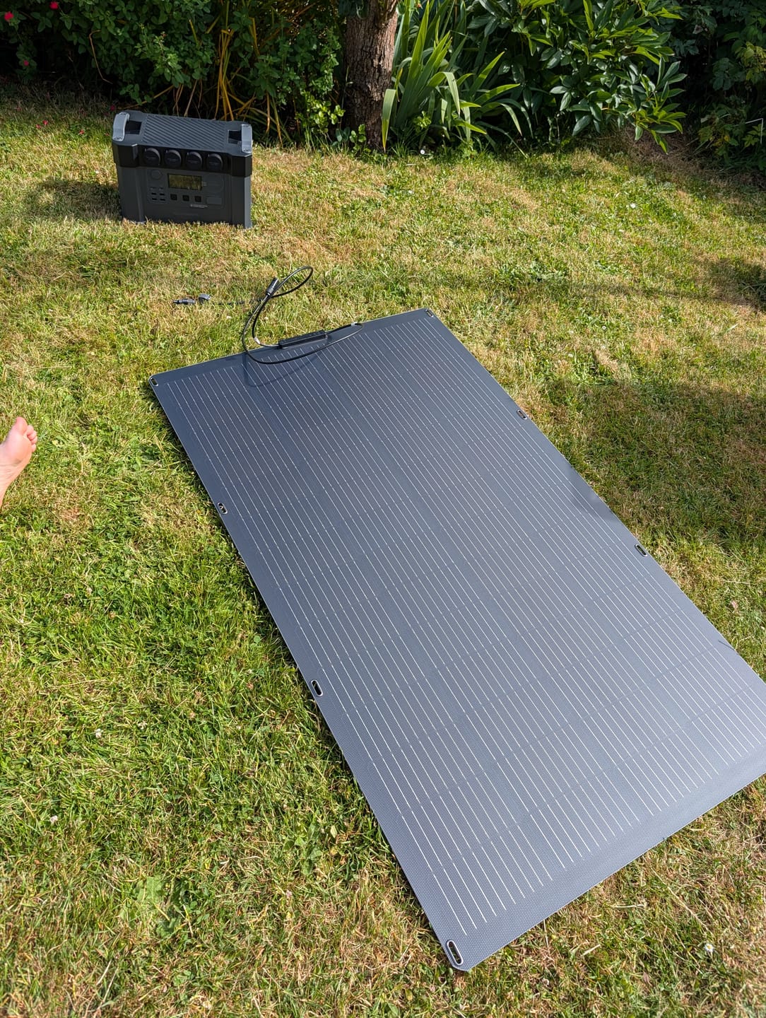 Customer photo review of ALLPOWERS 2400W Générateur Solaire S2000 Pro avec PV 200W