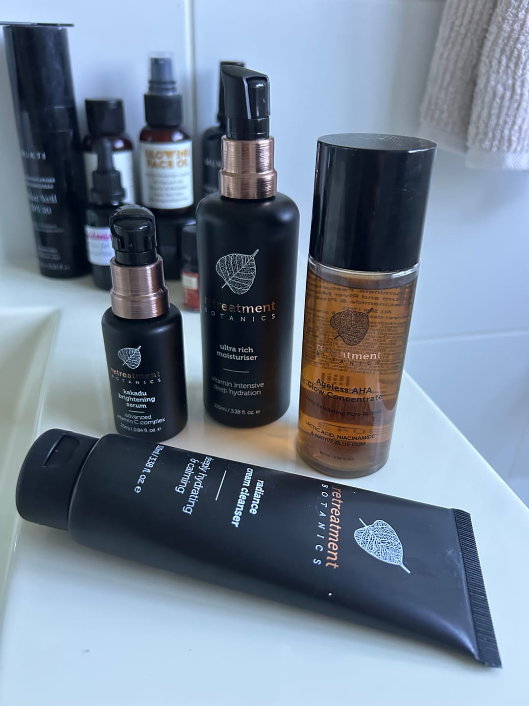 Customer photo review of Minimalist Skin Essentials