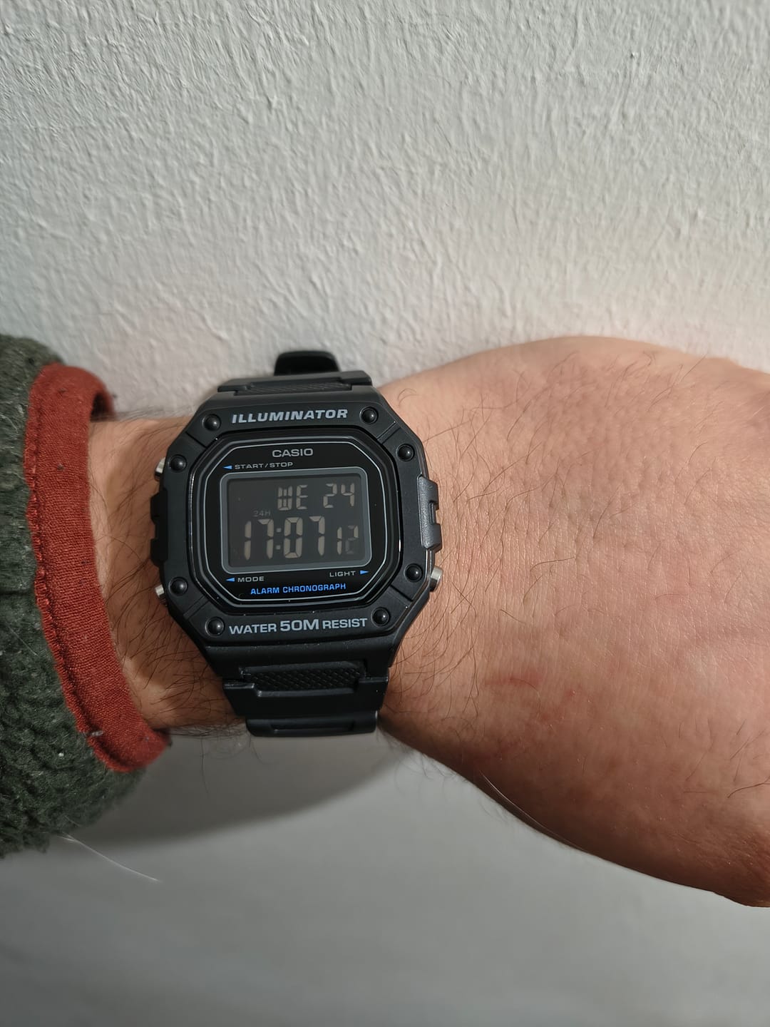 Customer photo review of Reloj Casio Vintage W-218H-1BVDF Pantalla Negativa