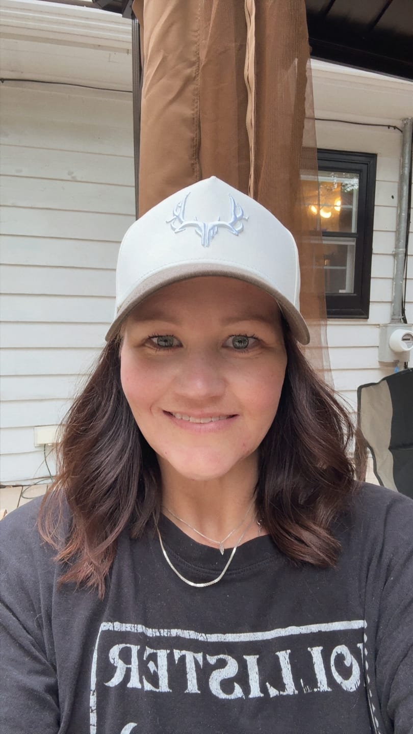 Customer photo review of Skull Canvas Trucker