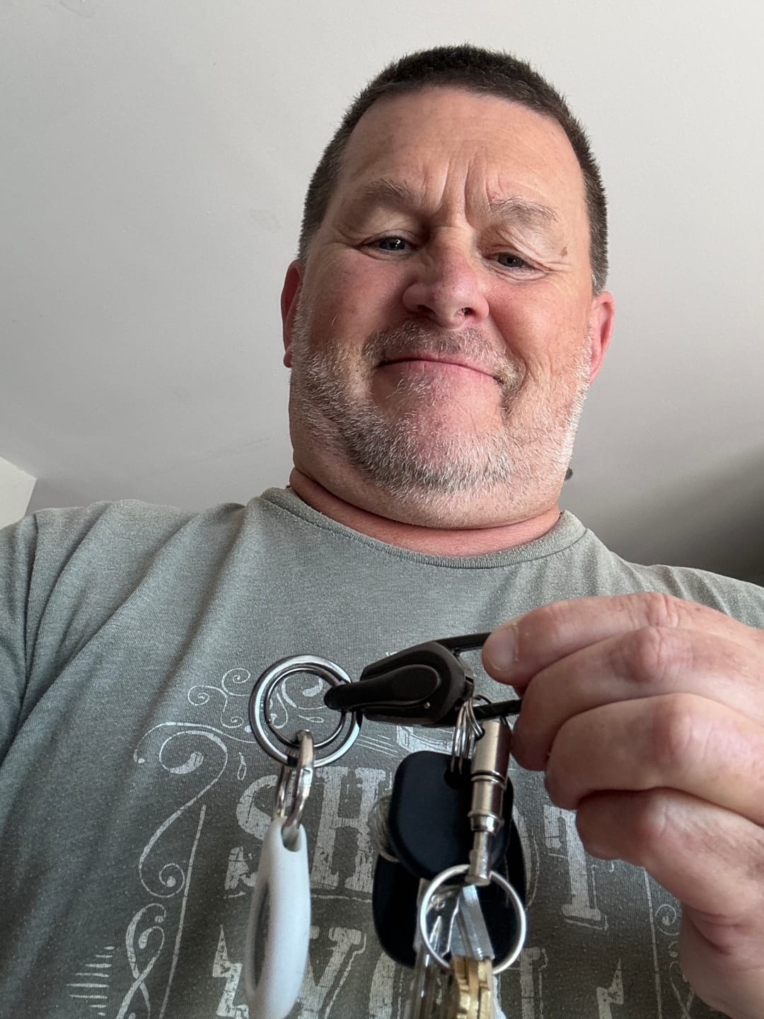 Customer photo review of 80Eighty® Zinc Alloy Keychain