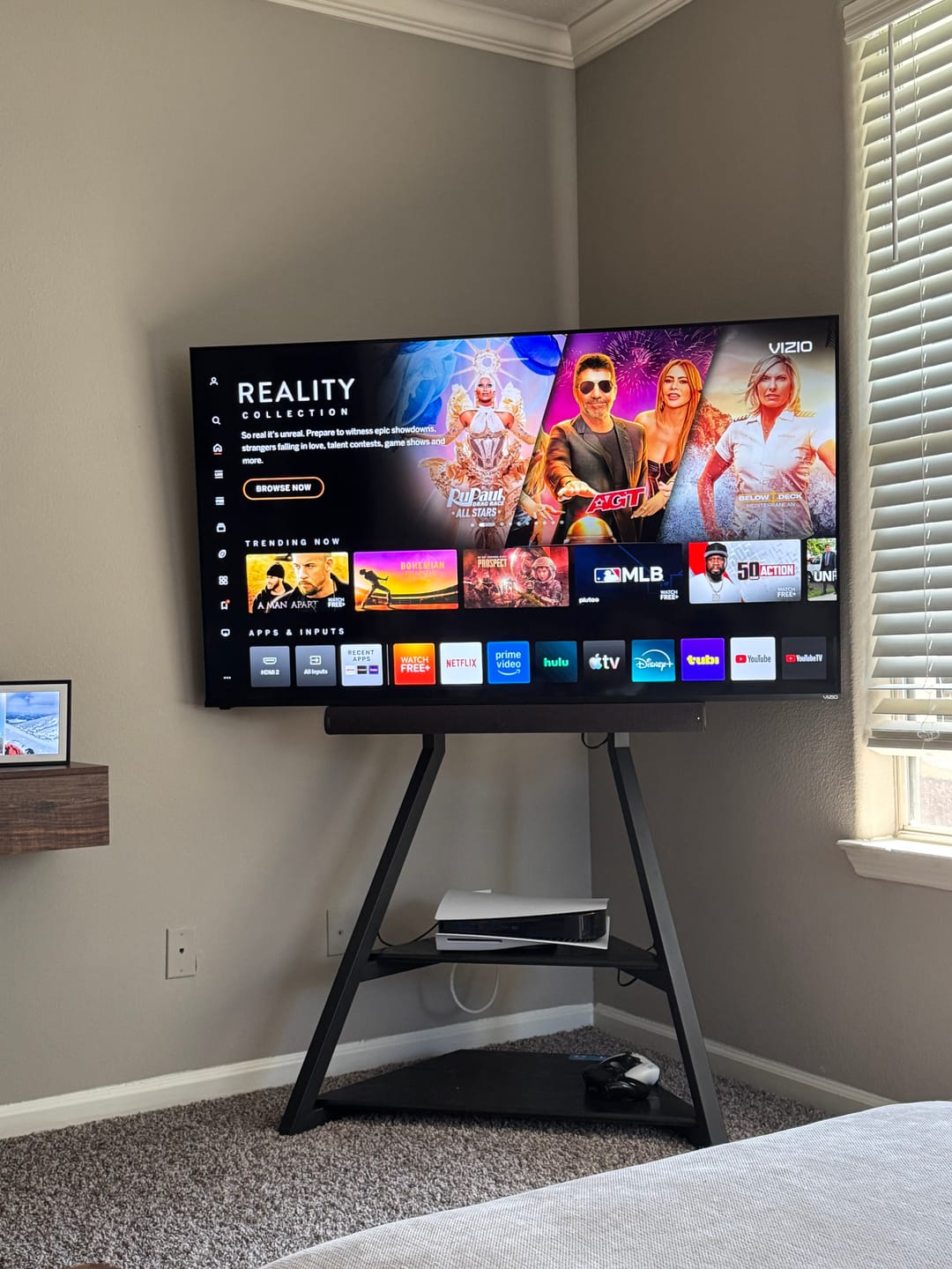 Customer photo review of Eiffel FT75 TV Stand