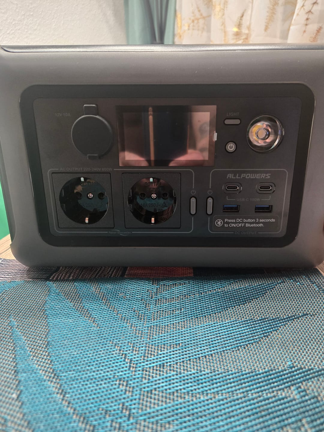 Customer photo review of ALLPOWERS R600 Station électrique portable 600W 299Wh Batterie LiFeP04