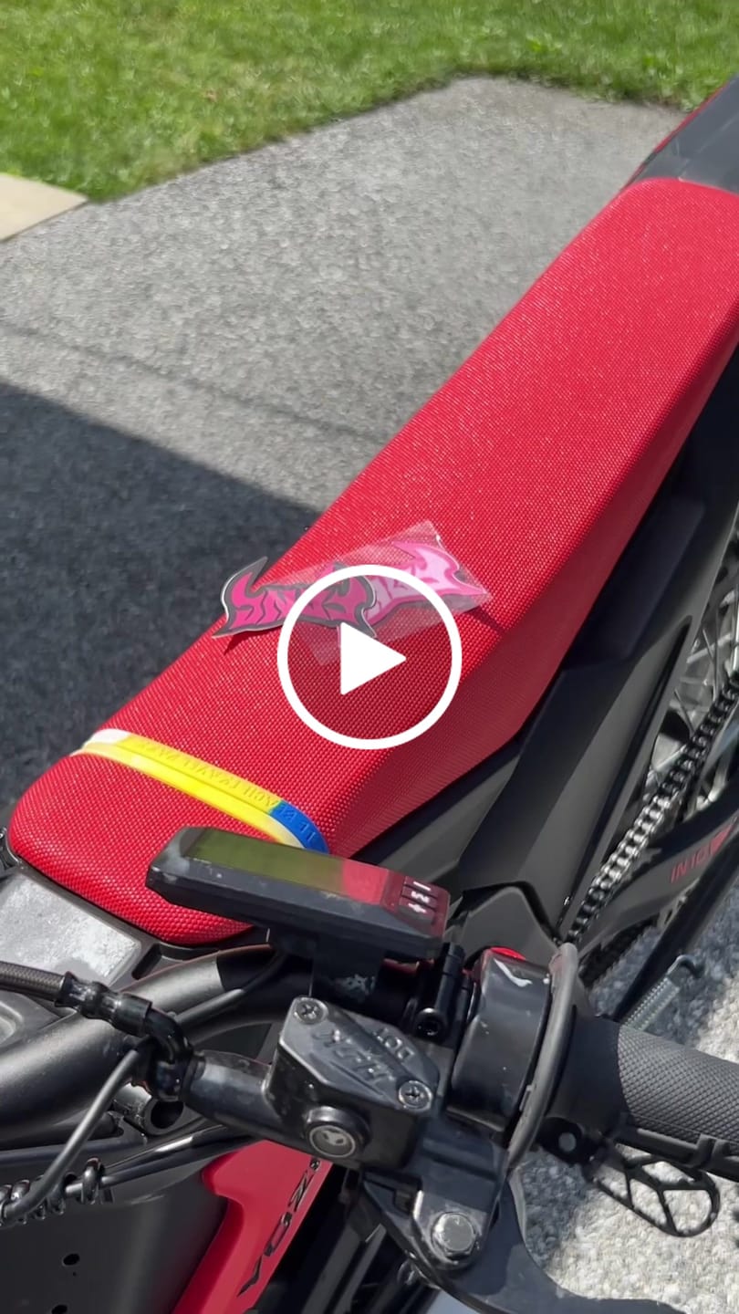 Customer video review of Fangmoto Keychain Keytags (All Colors)