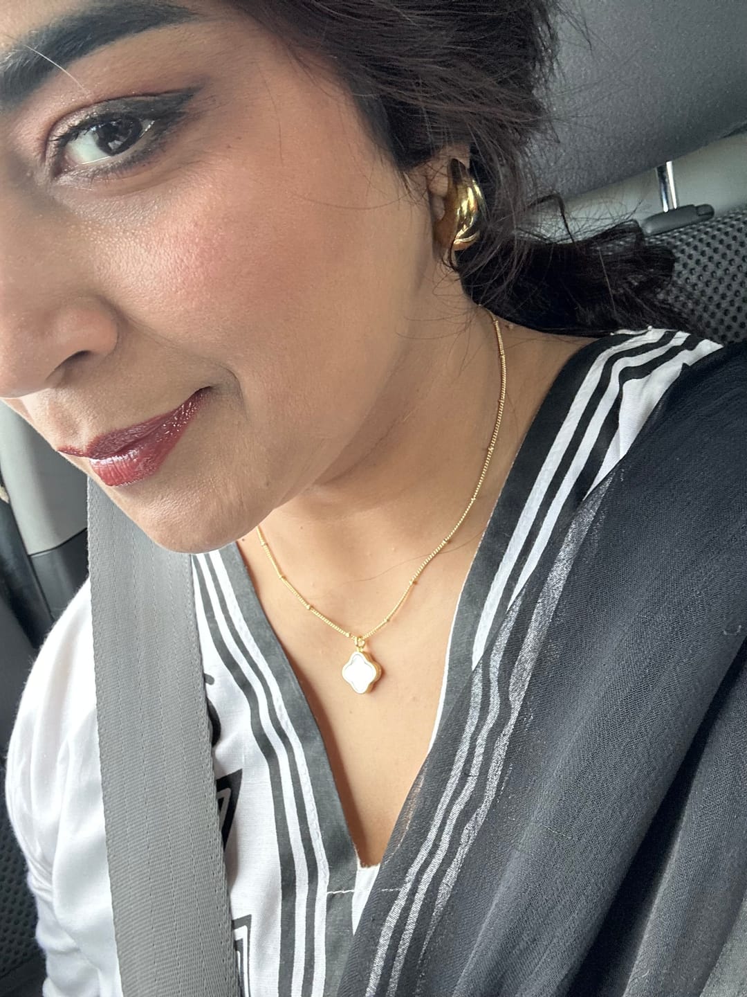 Customer photo review of Clover MOP Photo Locket Necklace