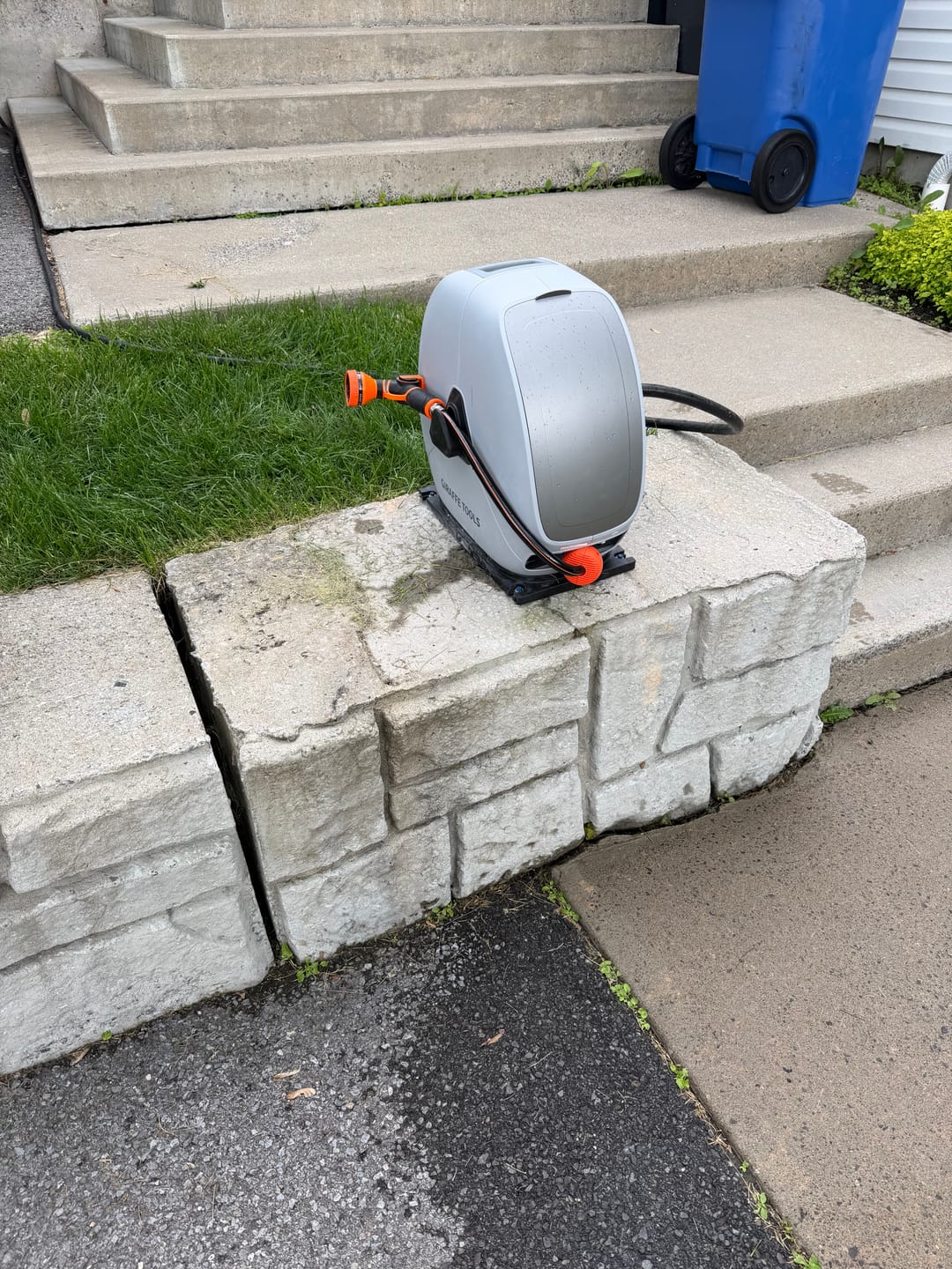 Customer photo review of Ground-Mounted Retractable Hose Reel 82ft-130ft