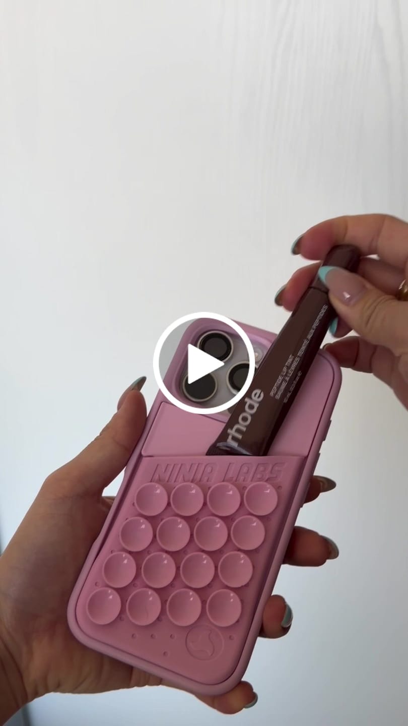 Customer video review of Octo Pouch - iPhone 17