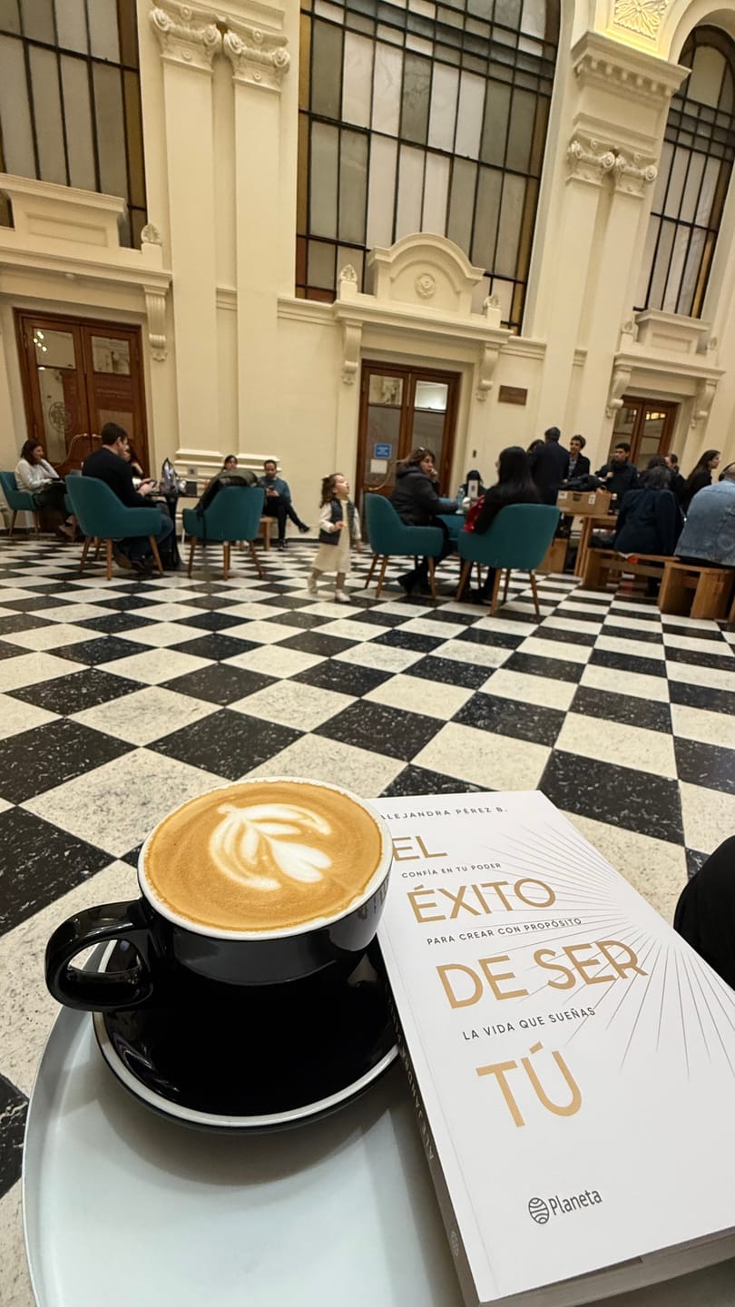 Customer photo review of El éxito de ser tu – Libro Fimado