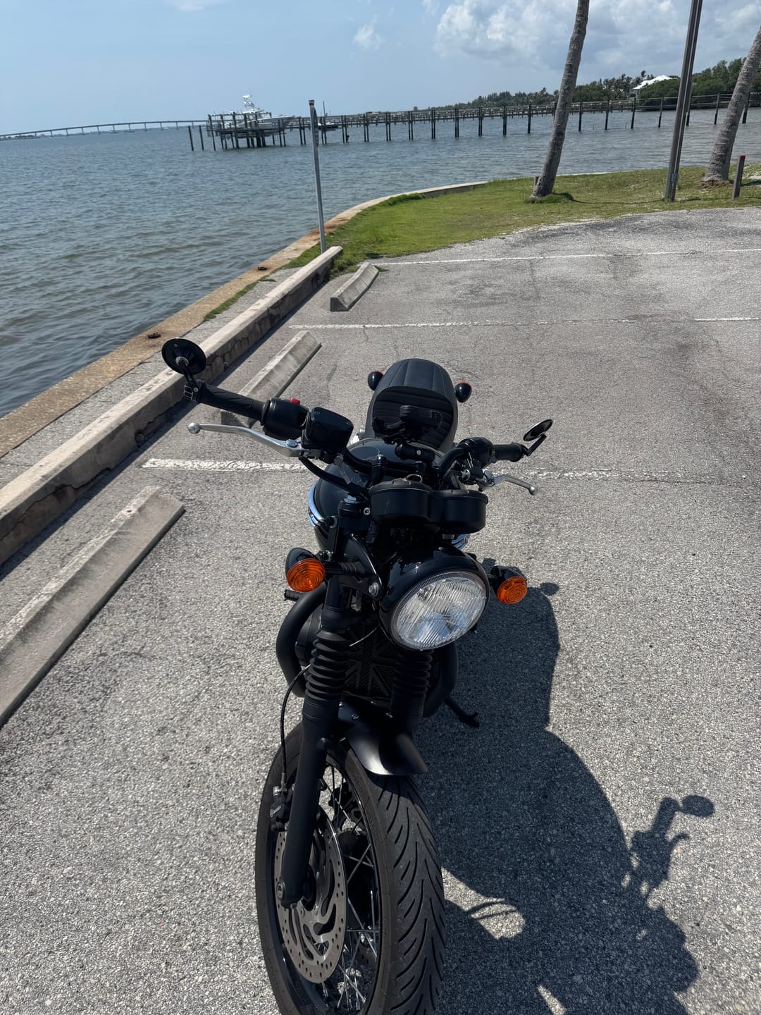 Customer photo review of Brogue Machined Brake Fluid Reservoir Master Cylinder Cap - Triumph Classics