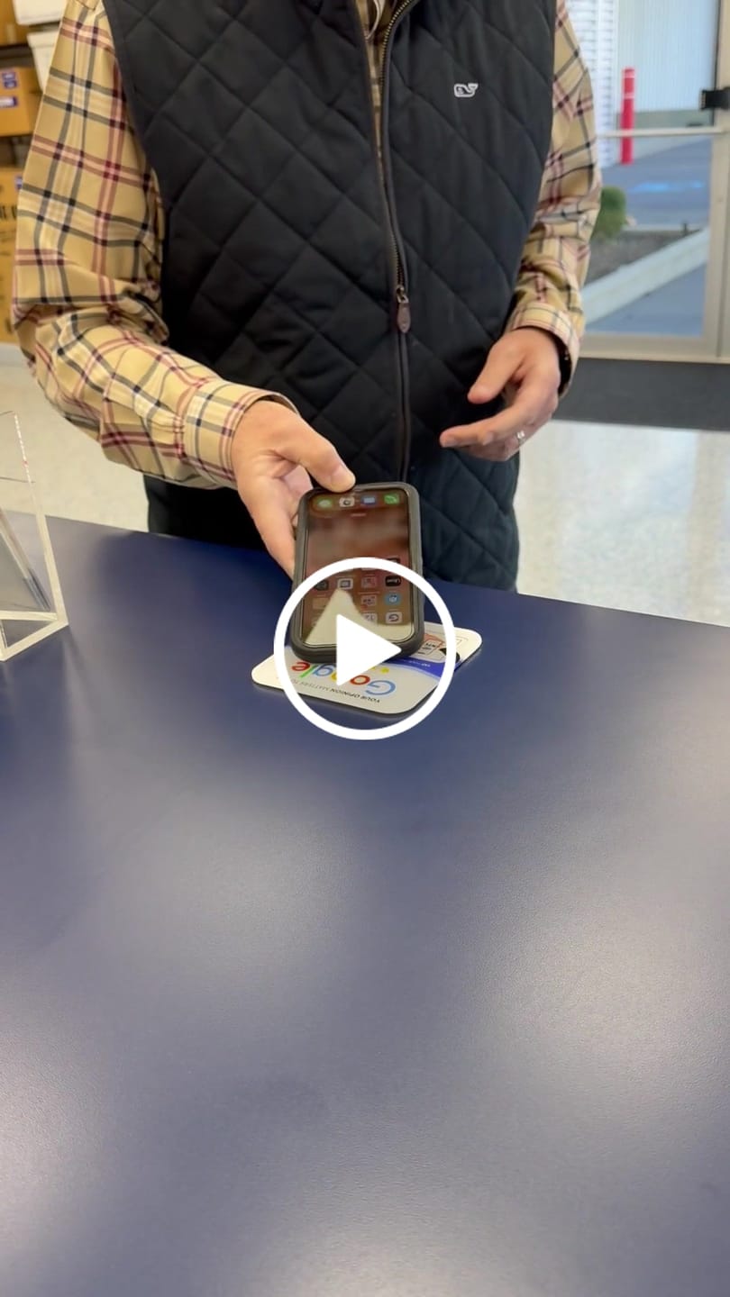 Customer video review of Google Reviews - Plate