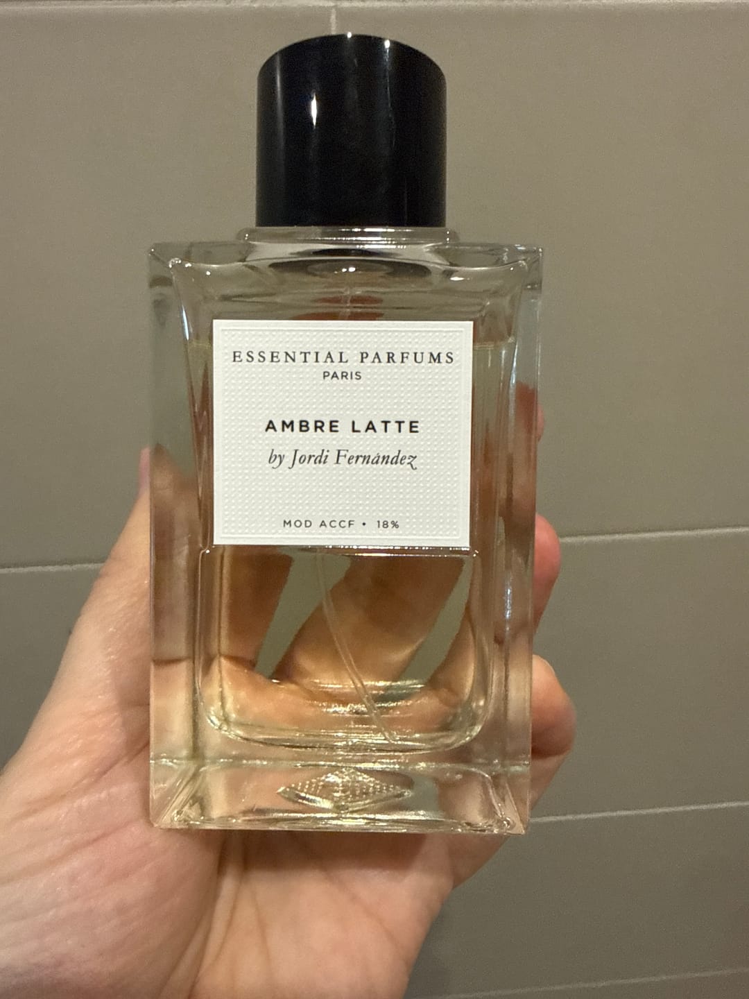 Customer photo review of ESSENTIAL PARFUMS - AMBRE LATTE