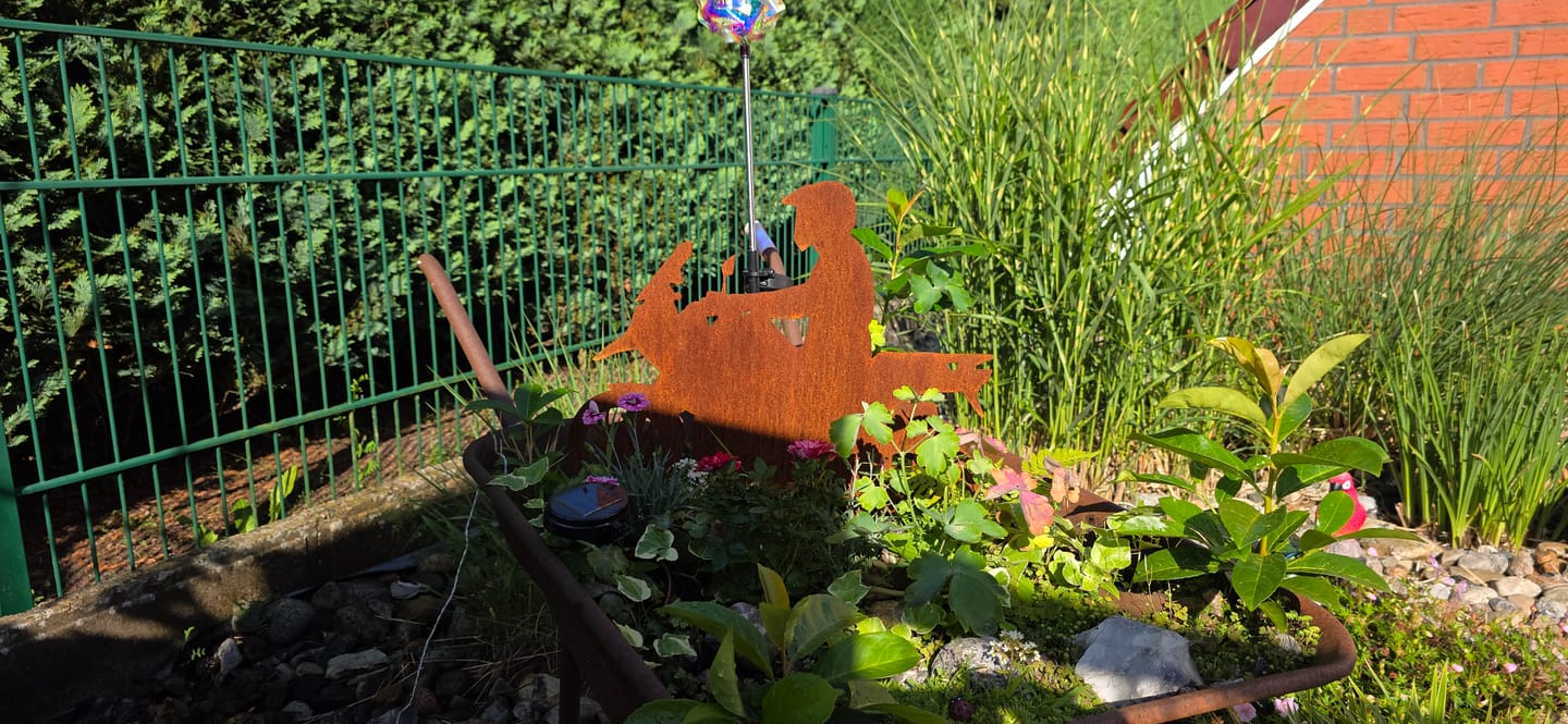 Customer photo review of Gartenstecker Motorradfahrer Version 2