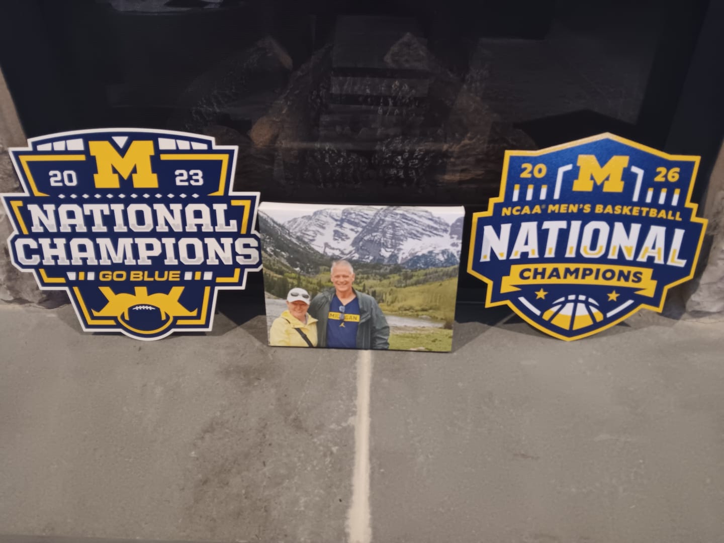 Customer photo review of SINGLE layer Michigan Wolverines 2026 Men's Basketball National Champions
