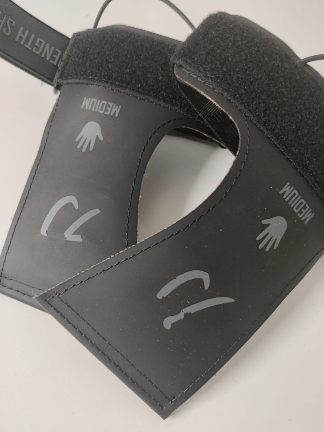 Customer photo review of Kevlar Lifting Grips, Black