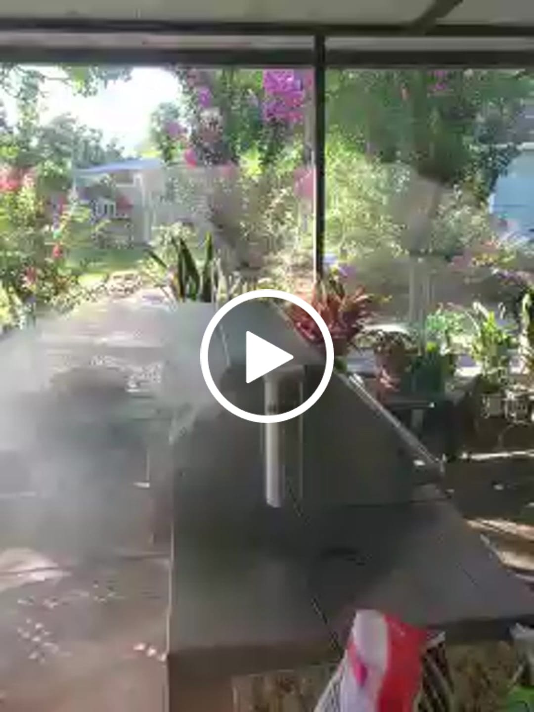 Customer video review of Smokai 1 Litre Classic Smoke Generator