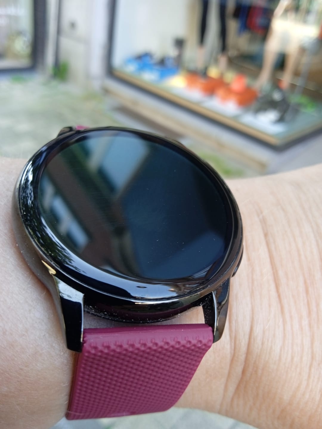 Customer photo review of Siltcon® Auréa Smartwatch Dames Zwart