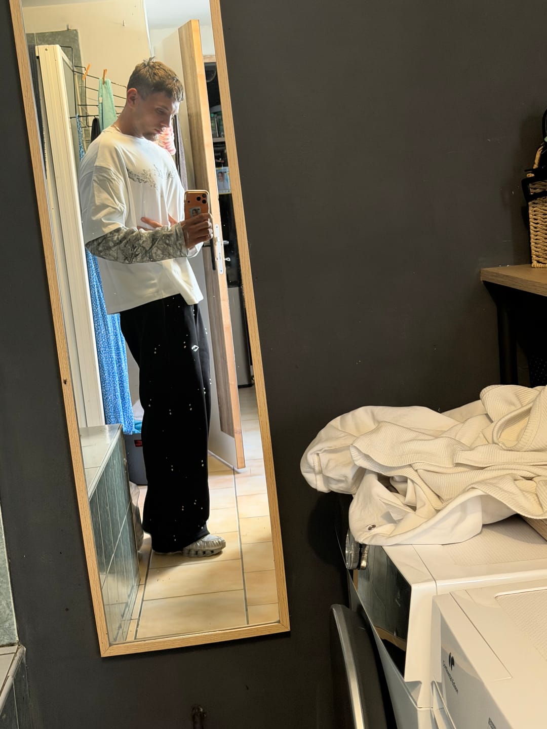 Customer photo review of Silence Longsleeve