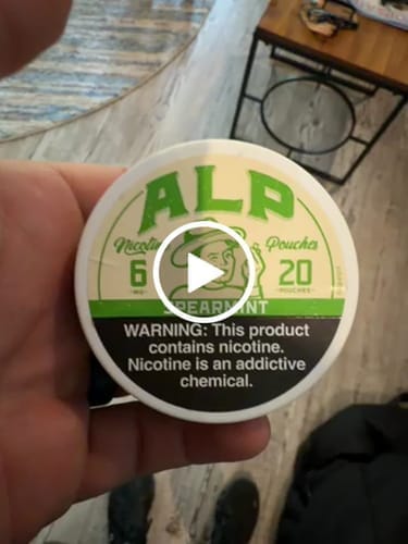 Customer photo review of Spearmint Nicotine Pouches