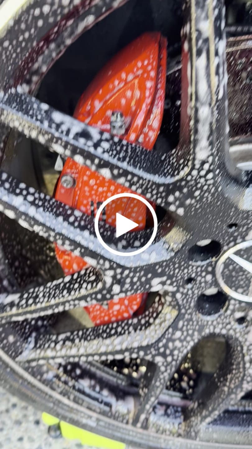 Customer video review of Wheel Cleaner