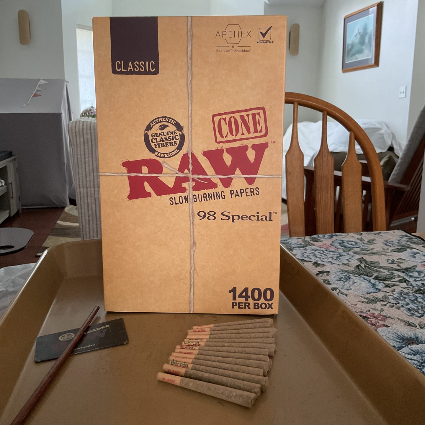 Customer photo review of RAW 98 Special: Box of 1400 Bulk Cones