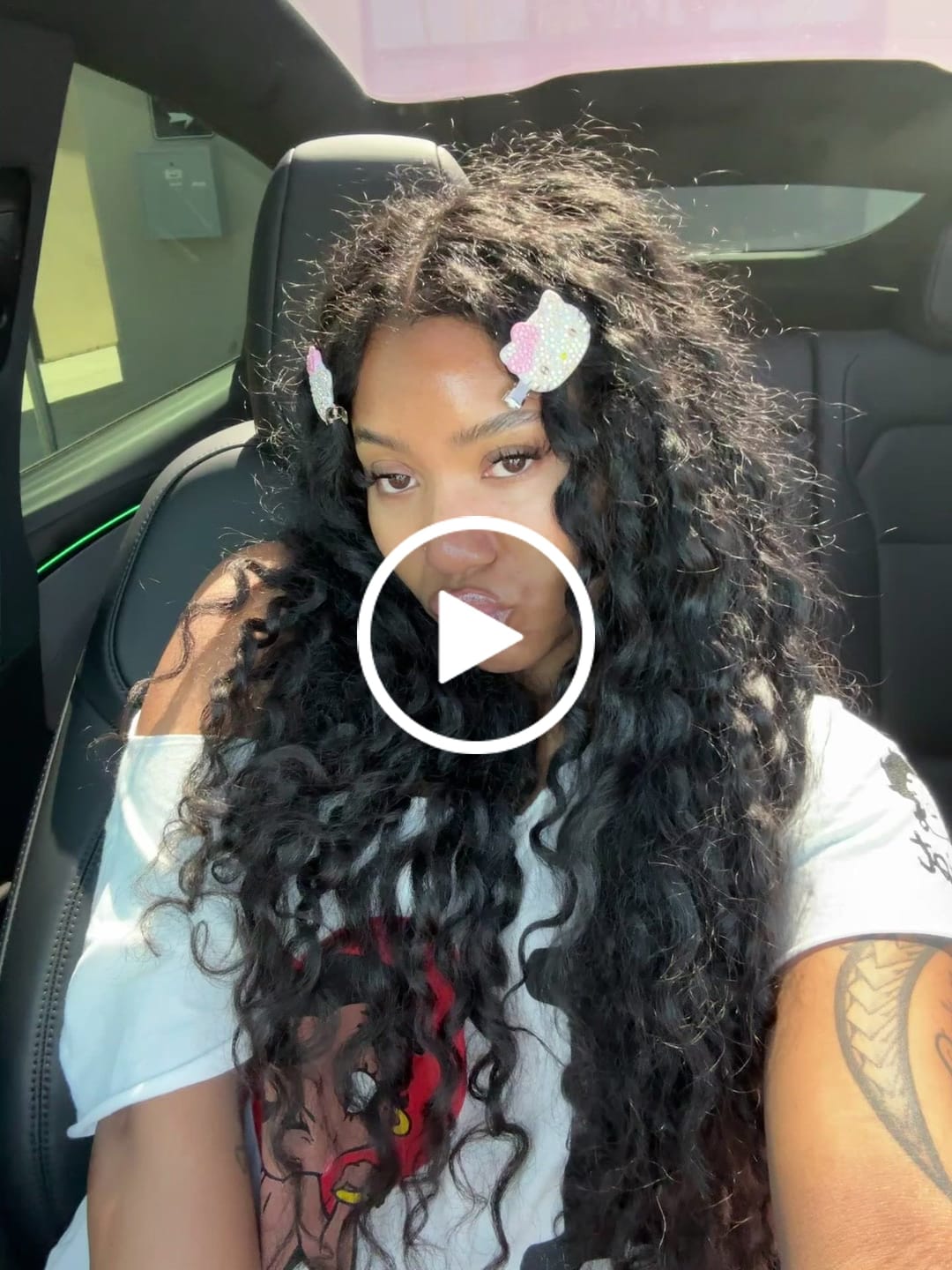 Customer video review of I <3 NY ONE SHOULDER TEE