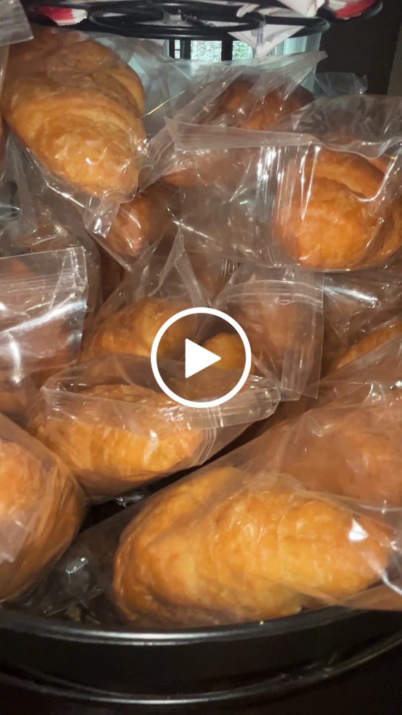 Customer video review of 15 Cornetti proteici ripieni di crema al cocco