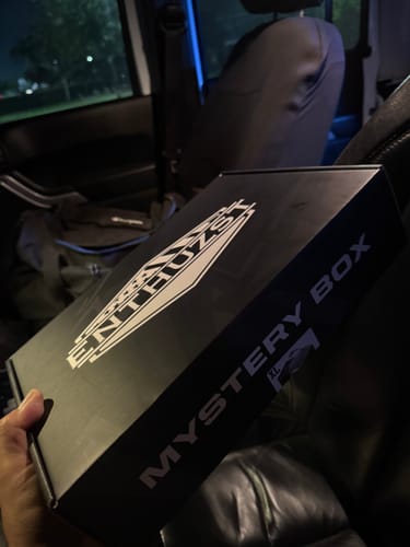 Customer photo review of RAMPAGE MYSTERY BOX