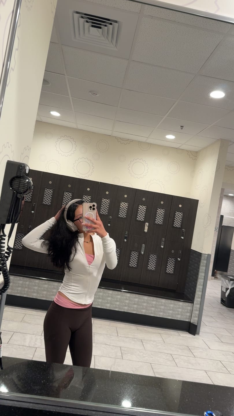 Customer photo review of W517 - Curve Bodycon Jacket