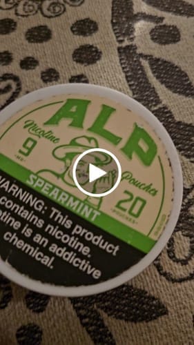 Customer photo review of Spearmint Nicotine Pouches