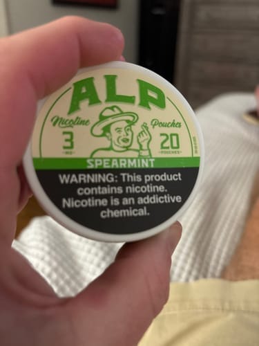 Customer photo review of Mountain Wintergreen Nicotine Pouches