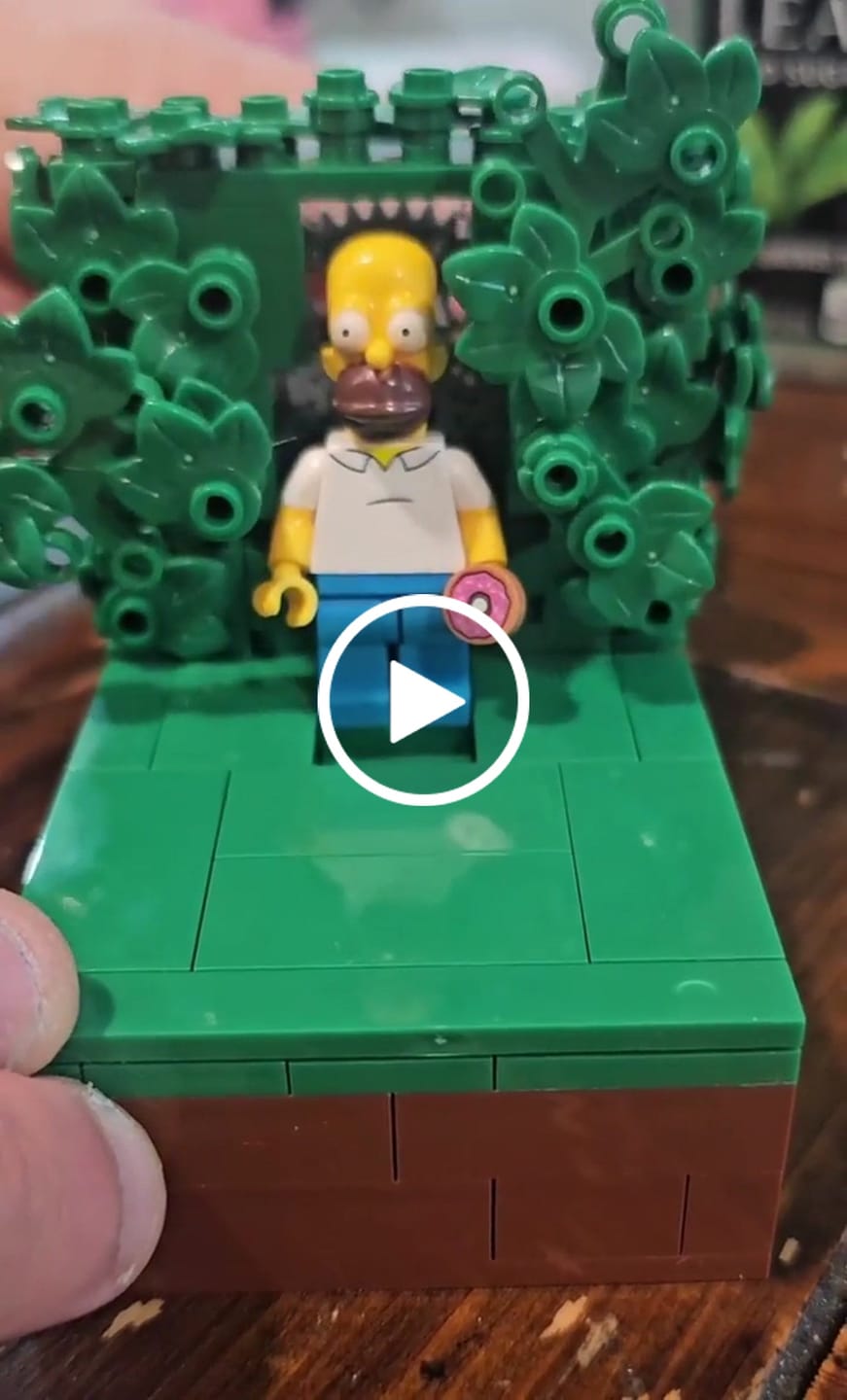 Customer video review of Buildable Homer in the Bushes Display Set
