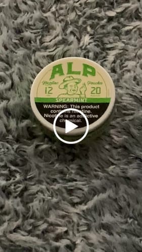 Customer photo review of Spearmint Nicotine Pouches