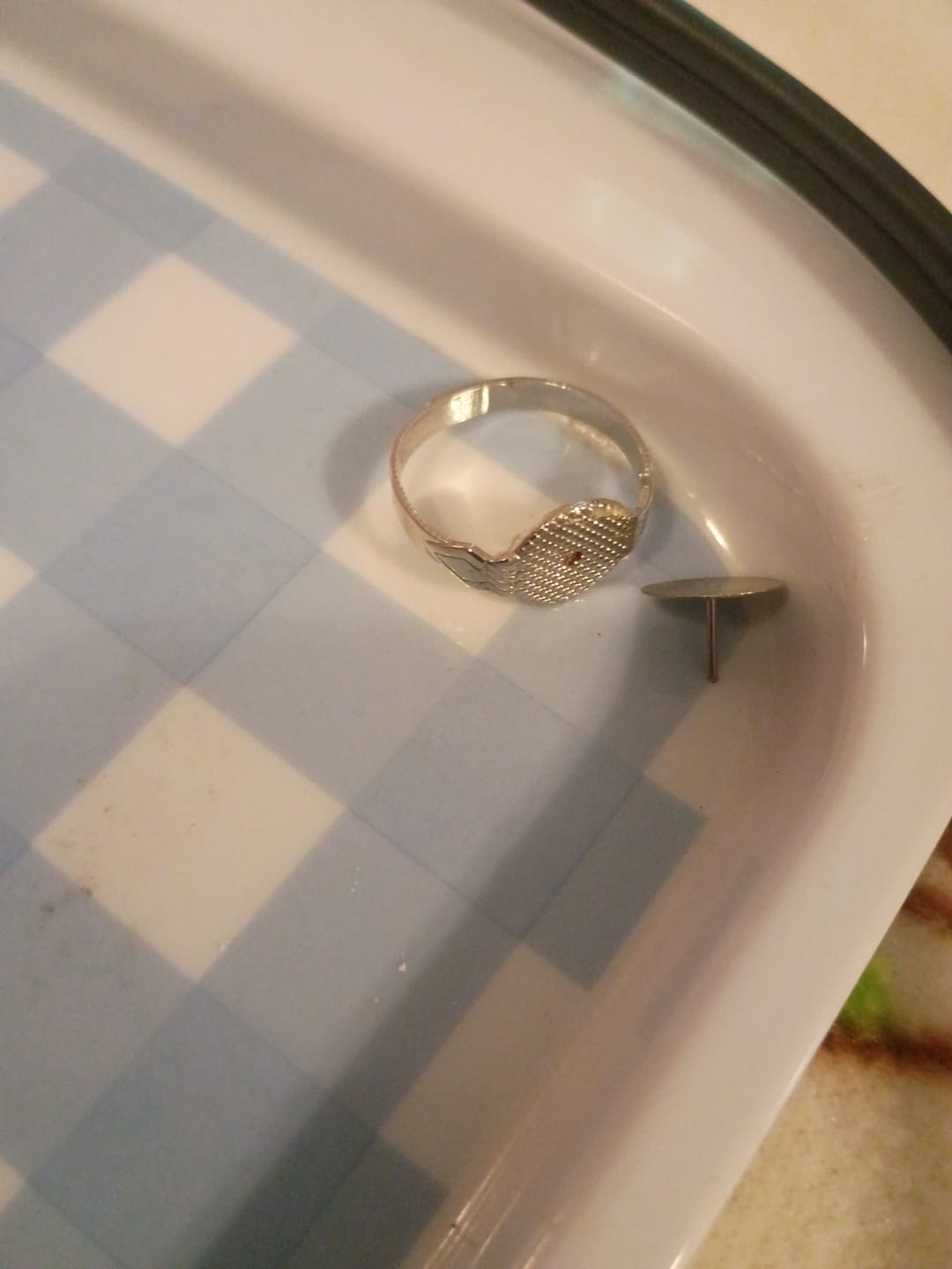 Customer photo review of Scented Birthday Cupcake Ring