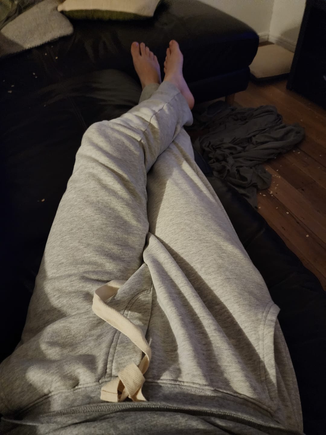 Customer photo review of Crew Pant Organic Cotton Grey