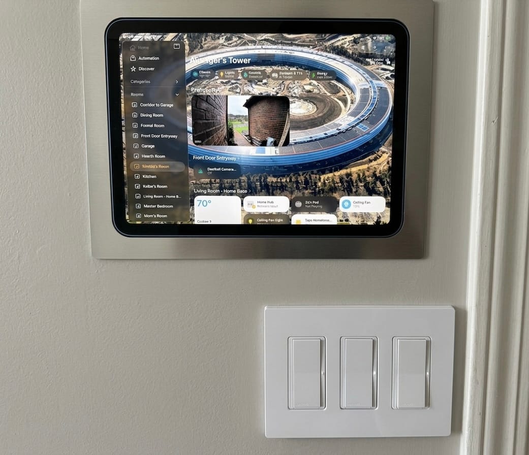 Customer photo review of SimpliDock® for iPad® 10|11 (A16) 11”