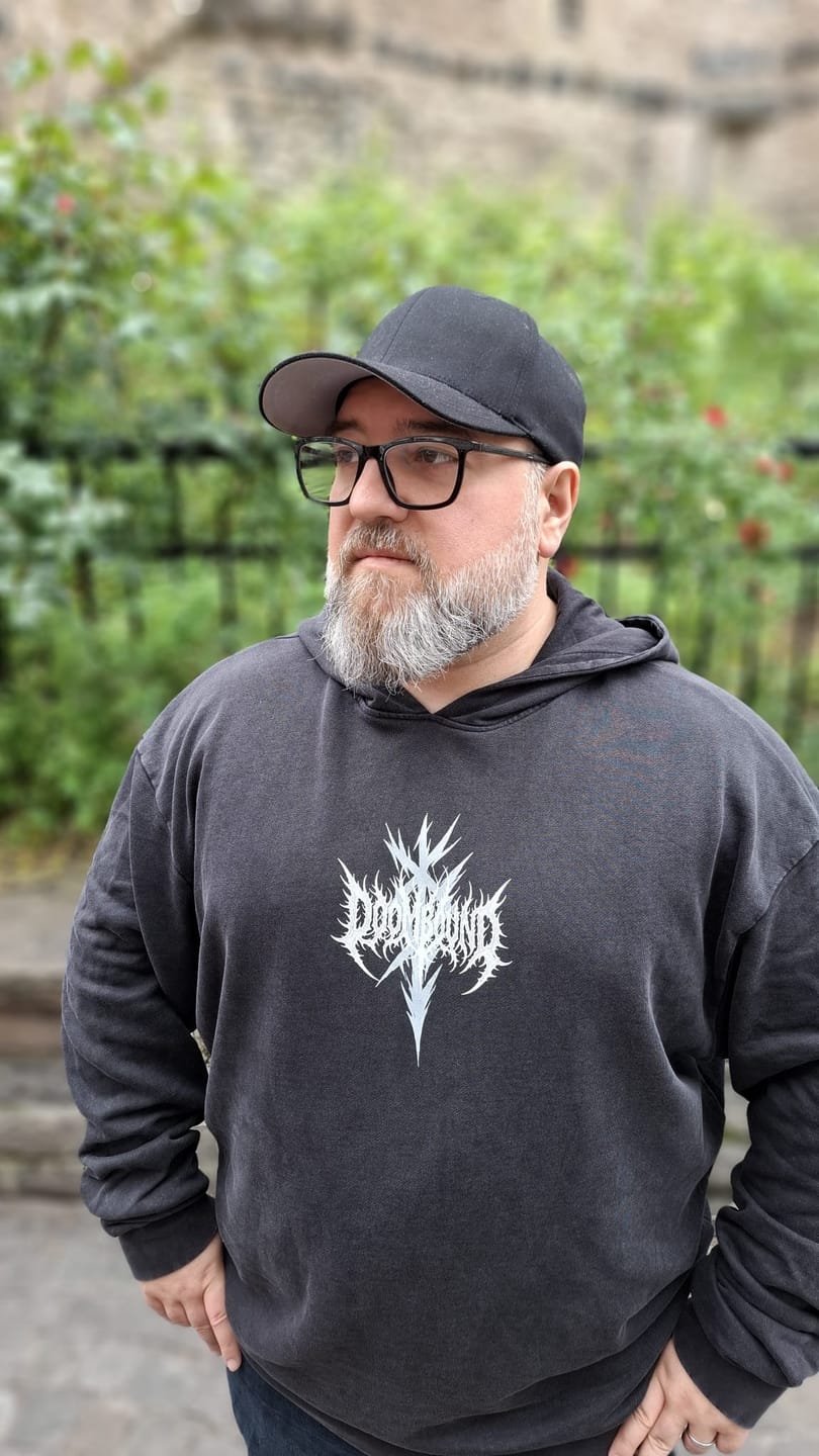 Customer photo review of Skull Shredder Oversize Washed Hoodie