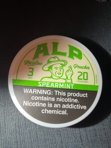 Customer photo review of Spearmint Nicotine Pouches