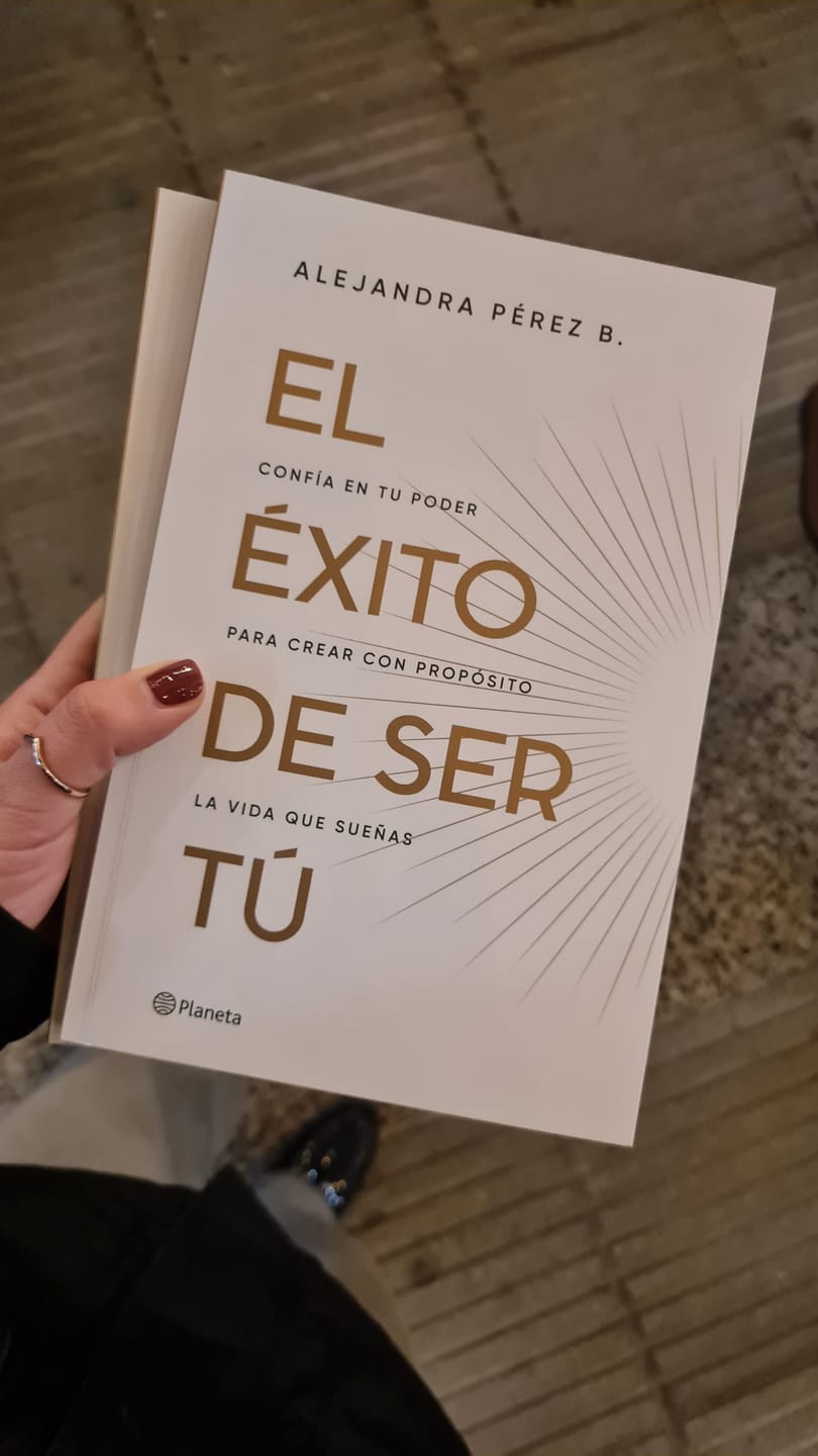 Customer photo review of El éxito de ser tu – Libro Fimado