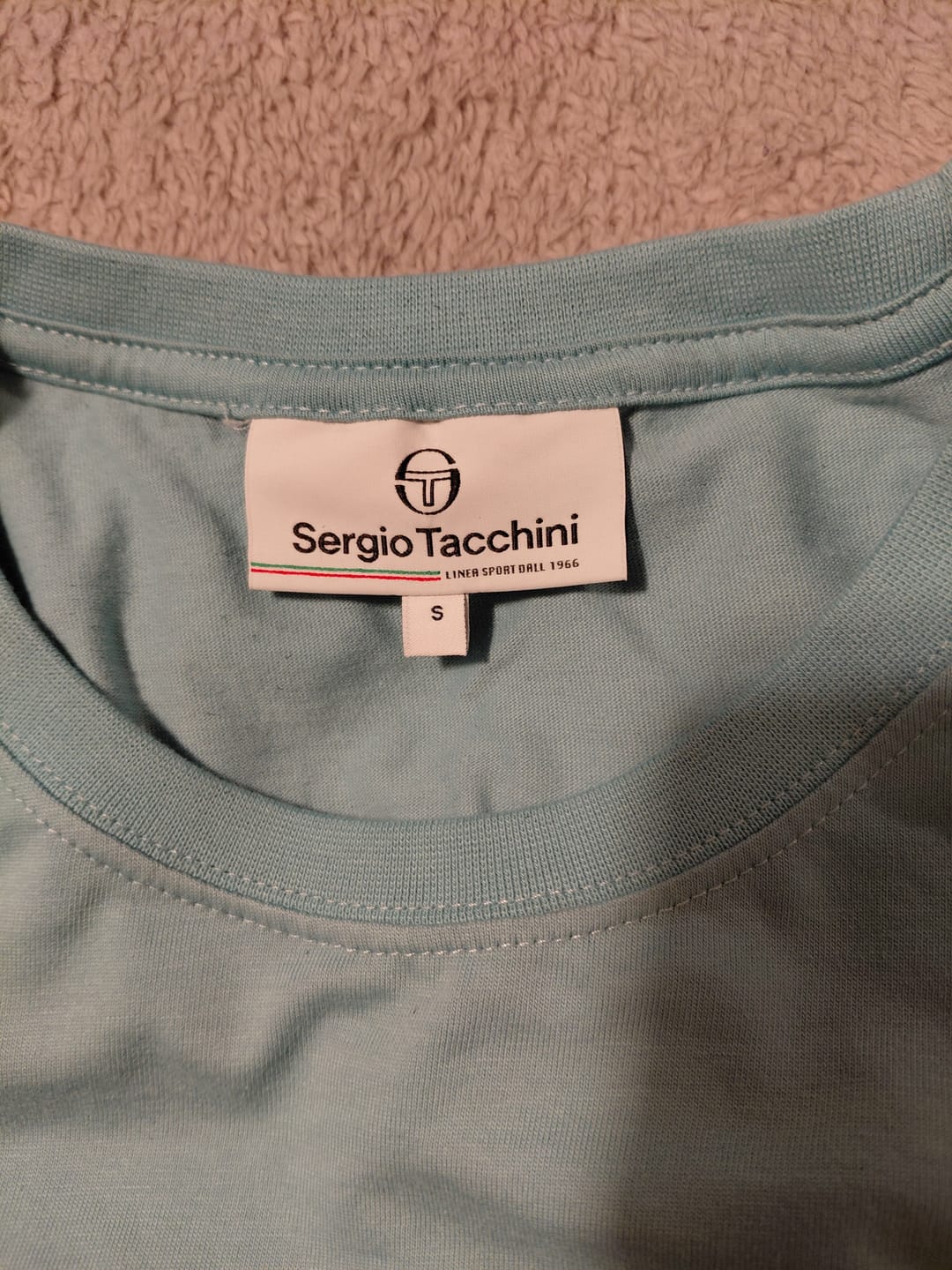 Customer photo review of Damarindo T-Shirt-Brilliant White