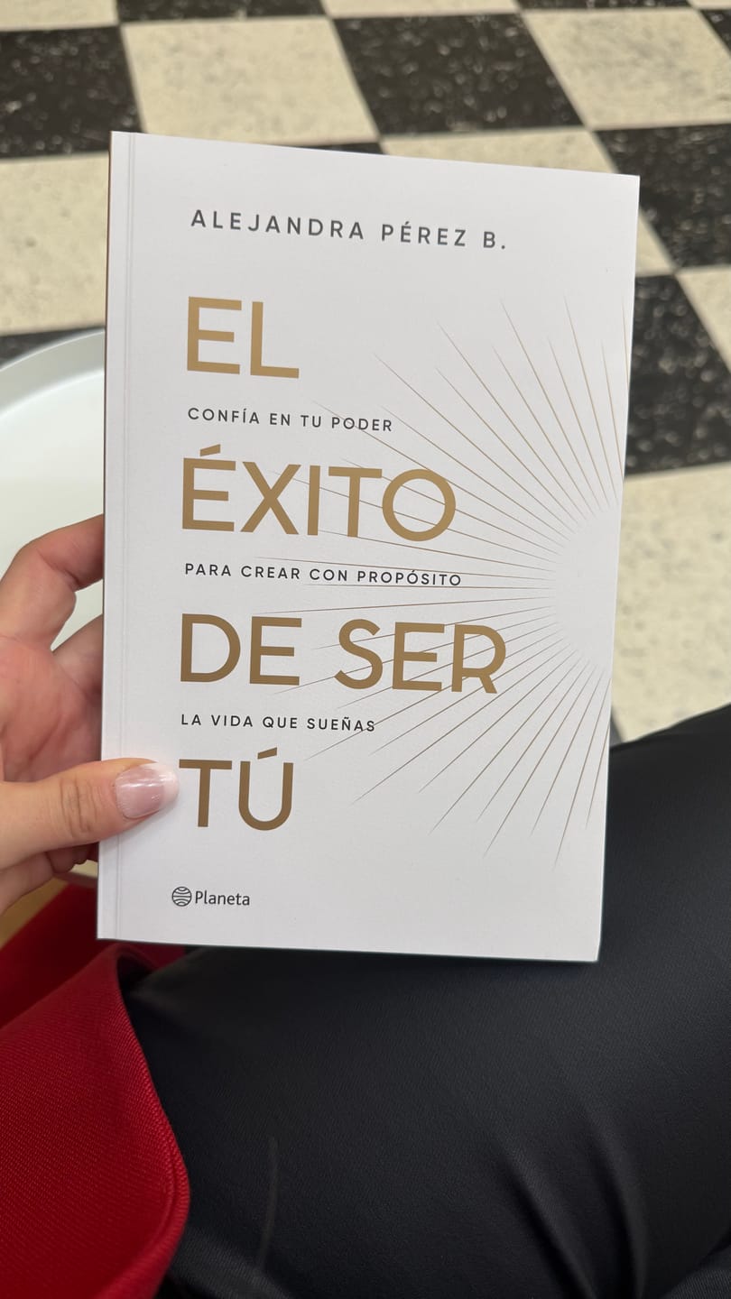 Customer photo review of El éxito de ser tu – Libro Fimado