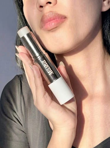 Customer photo review of Color Changing Foundation Stick