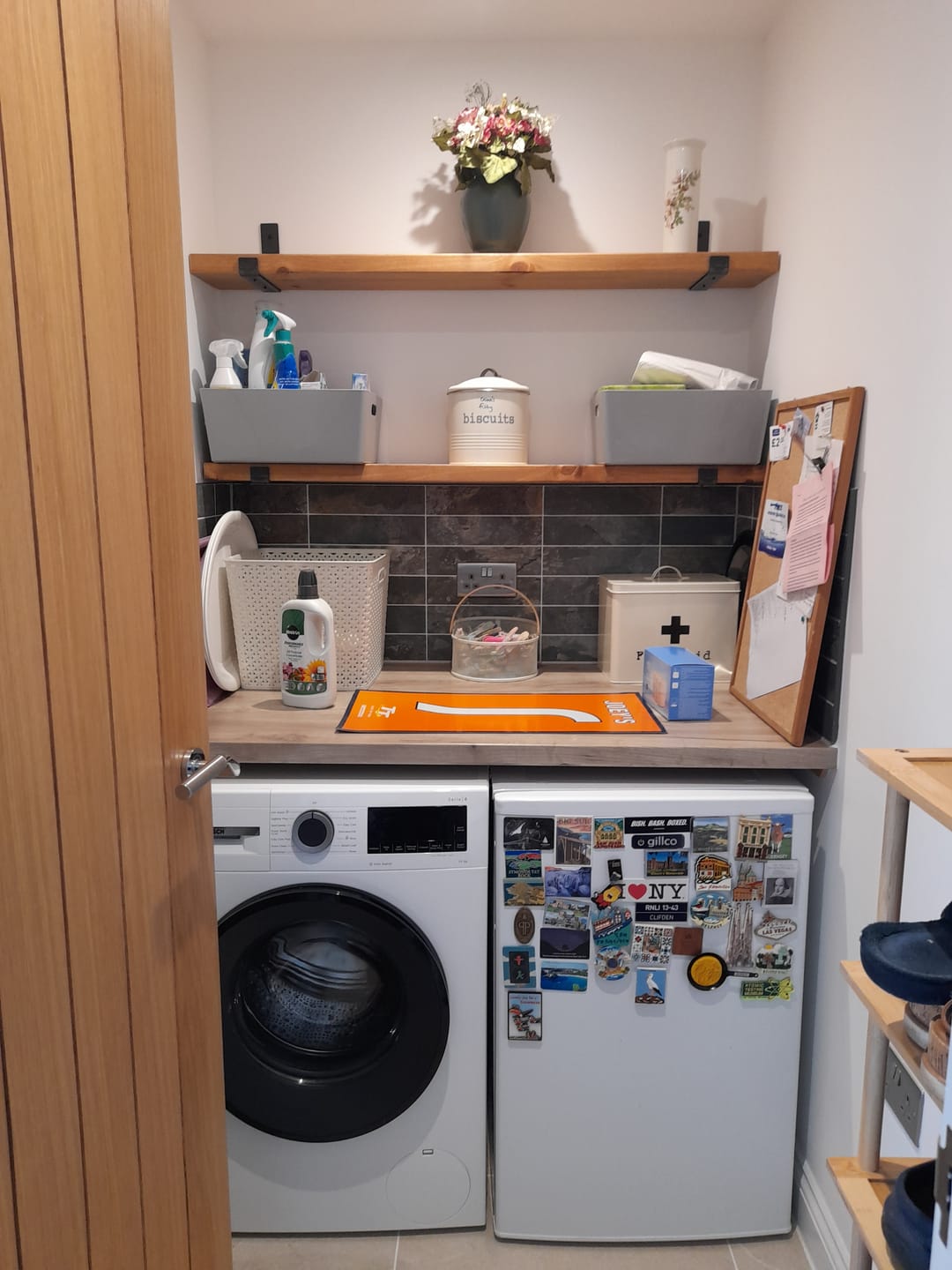 Customer photo review of Set of 2 | Rustic Wooden Wall Shelves with Industrial Style Bracket | 20cm depth