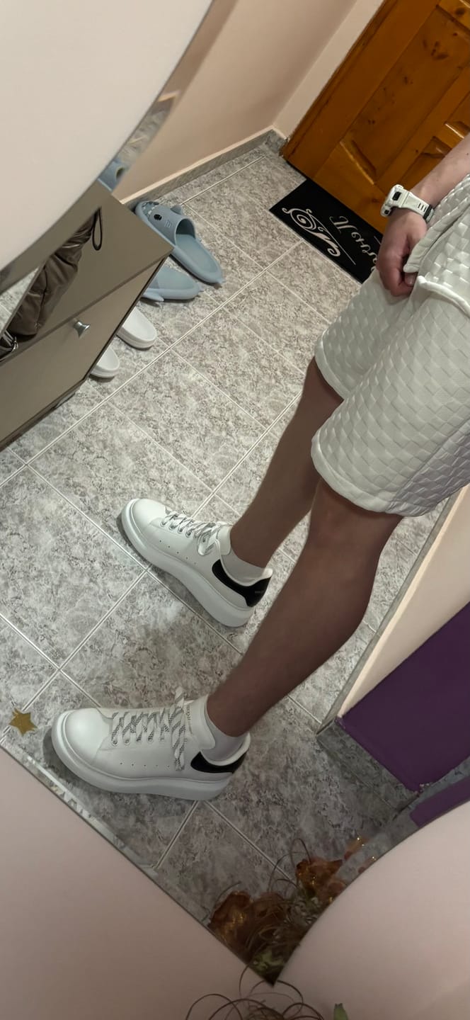 Customer photo review of Alexander McQueen 'White & Black'